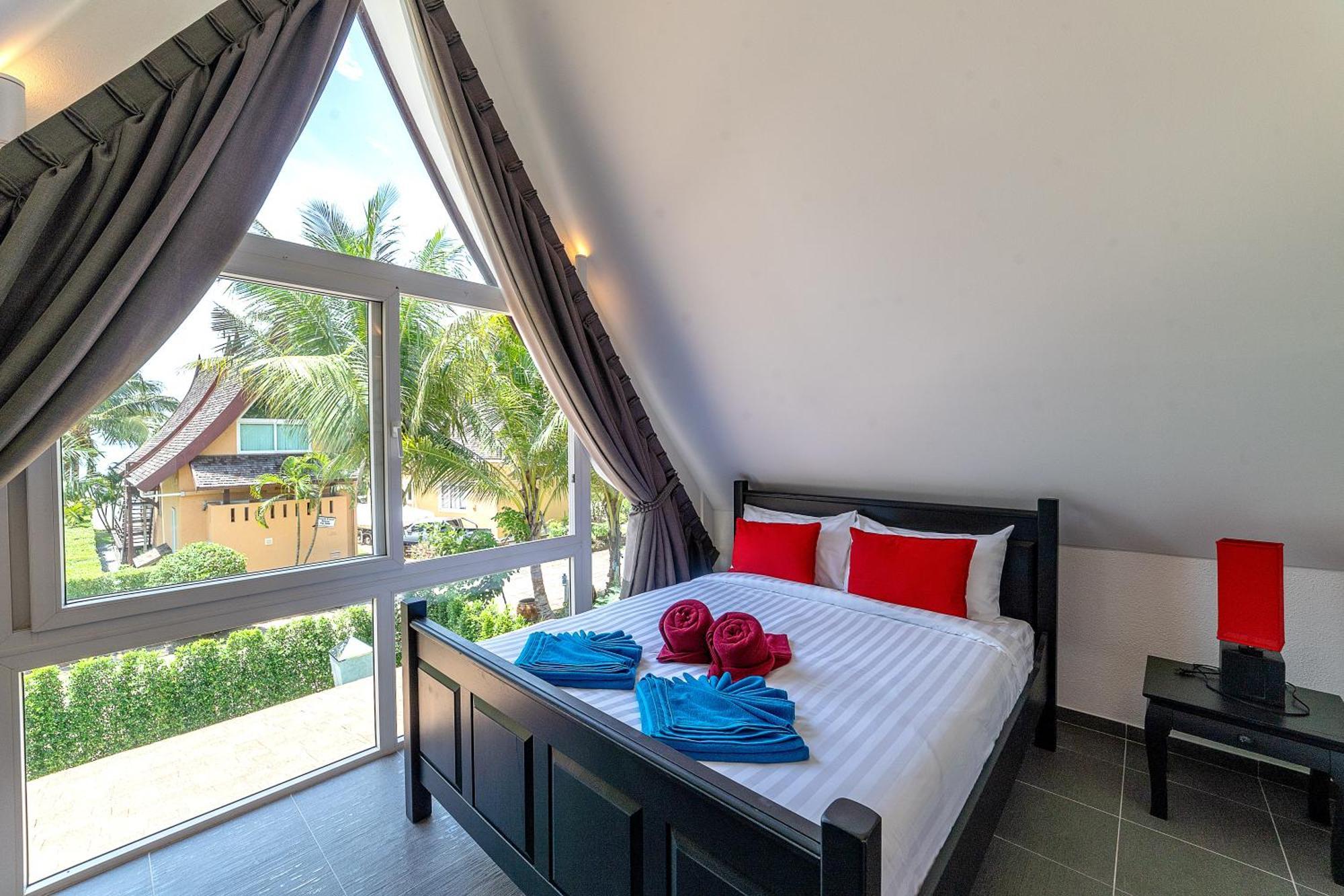 Siam Royal View Villa *